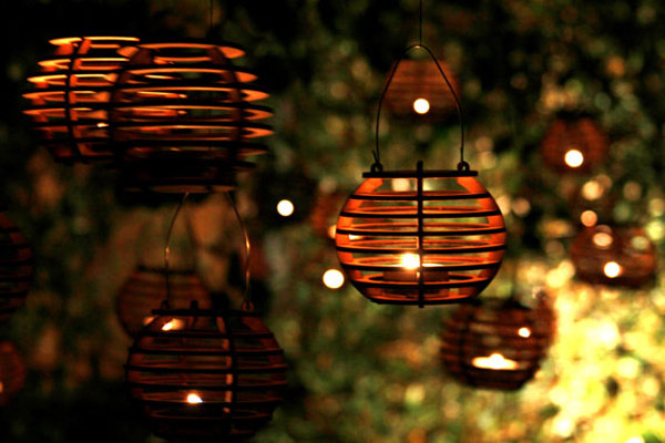 outdoor decorative lighting