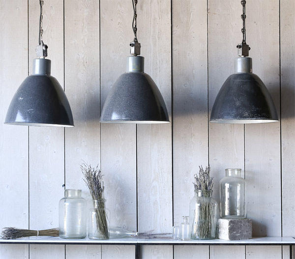 steel hanging lamp