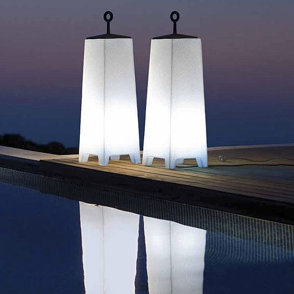 outdoor decorative lighting