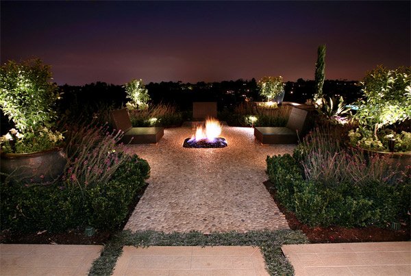 20 Fire Pit Designs for Your Gardens and Patios | Home ...