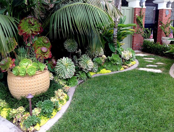 Tropical Landscape Designs that Brings Coolness to your ...