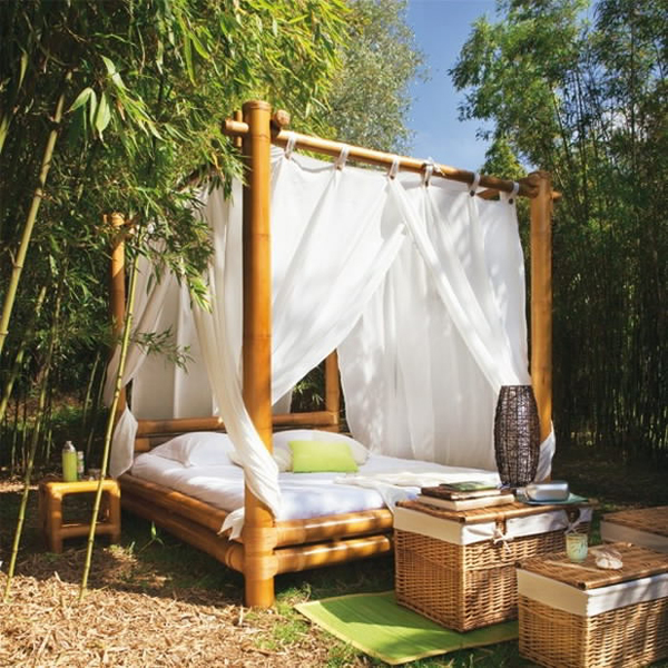 20 Fascinating Bamboo Canopy Beds and Daybeds | Home ...