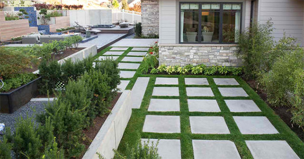 20 Lovely Ideas for Landscaping with Pavers | Home Design Lover