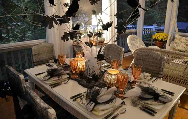 20 Astonishing Halloween Decors In The Dining Room Home Design Lover