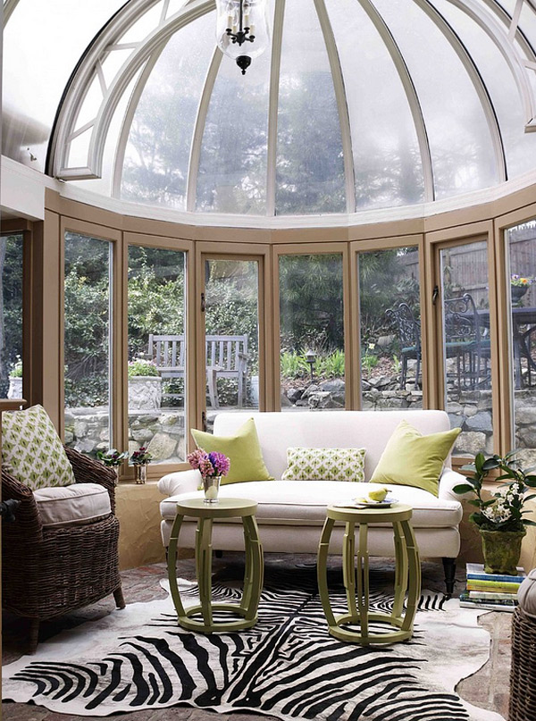 glass-roofed solarium