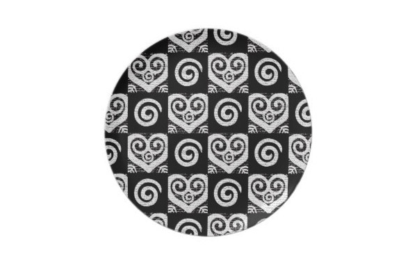 Elegant Black and White Hearts Party Plate