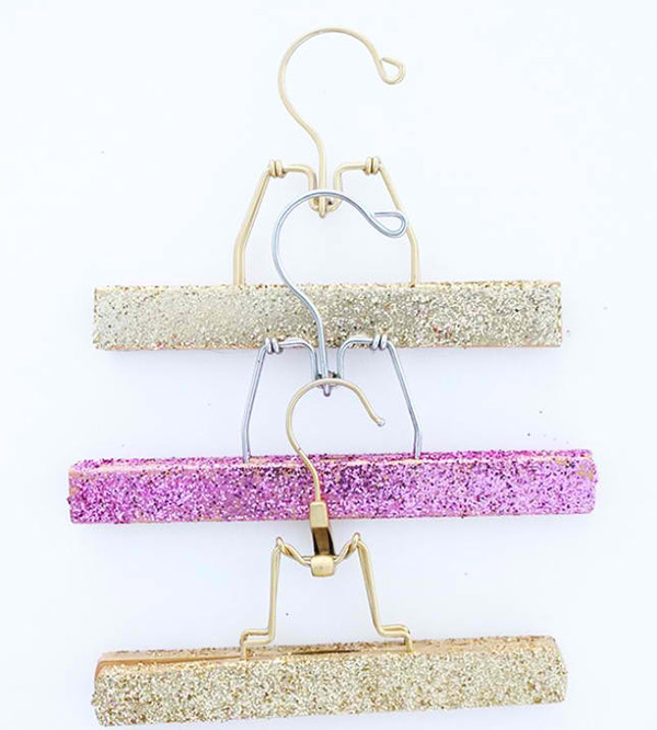 Glitter Hangers DIY