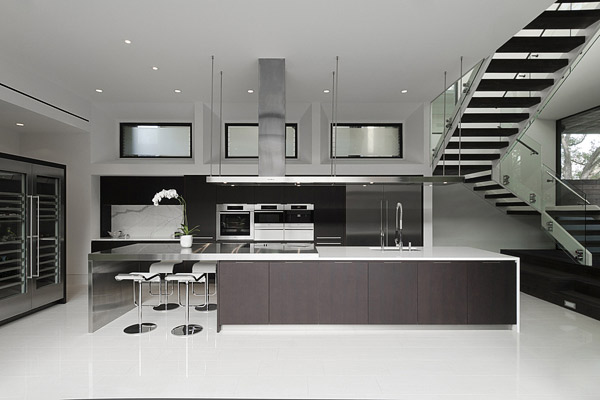 silver black kitchen 