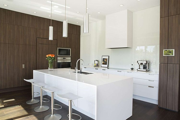 white kitchen island