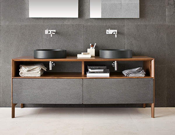 Nella Vetrina bathroom vanity