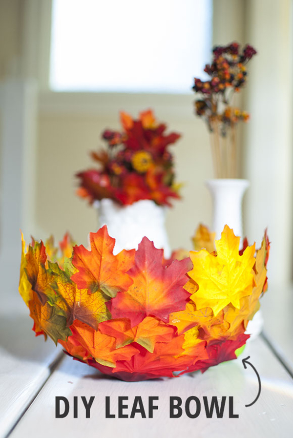 20 DIY Ideas for Decorating With Fall Leaves | Home Design Lover