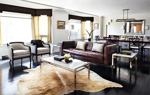 20 Living Rooms Adorned With Cowhide Rugs Home Design Lover