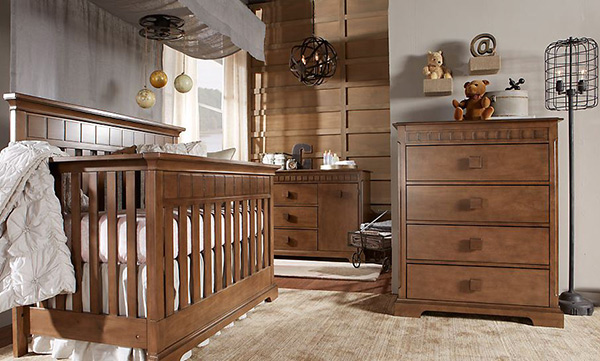 Wooden Glamour Nursery Idea