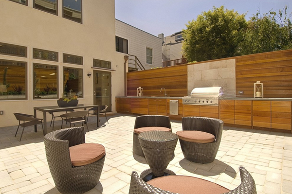 Blue stone paved courtyard