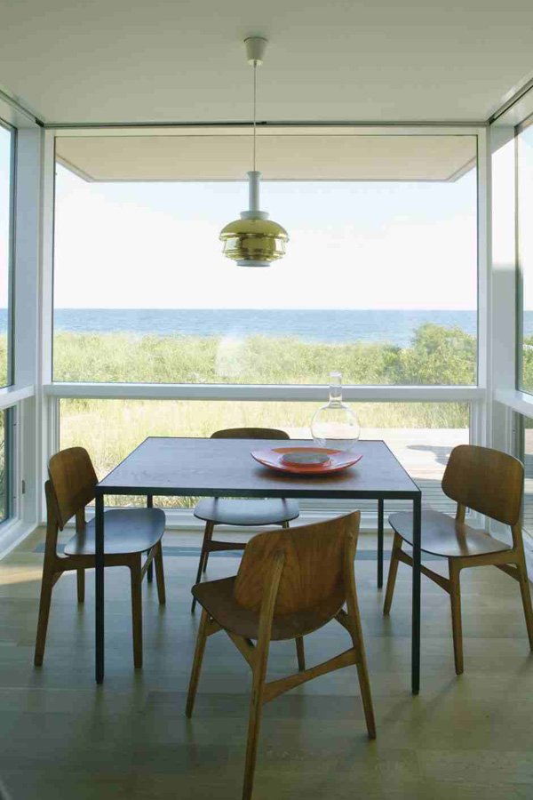 breakfast nook