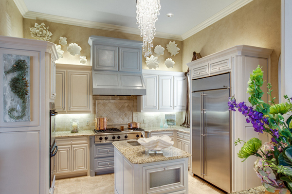 backsplash deco trim