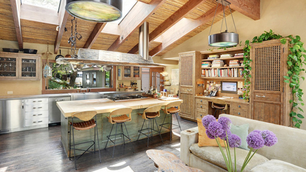 20 Enchanting Mediterranean Kitchen Decors Home Design Lover