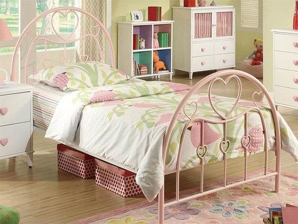 Juliette Twin Metal Bed with Pink Heart Motifs