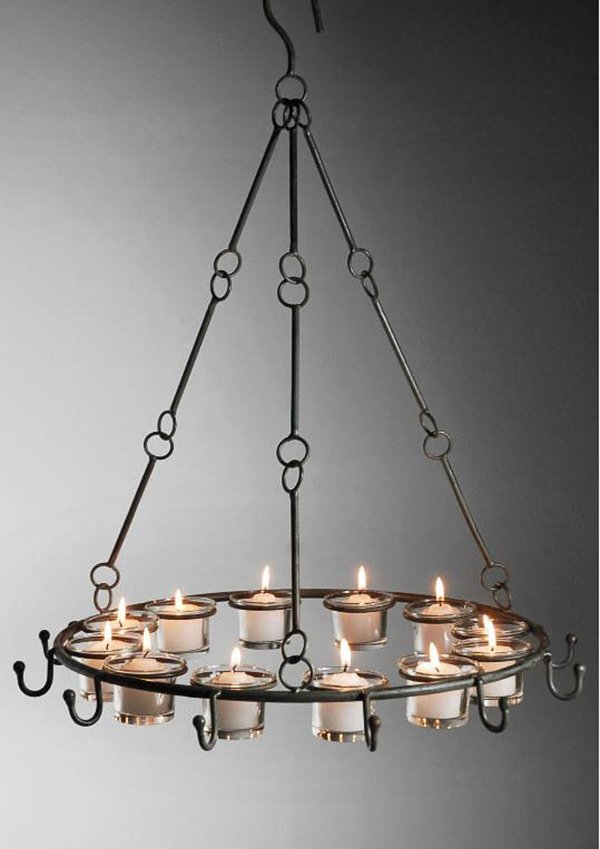 Metal Candle Chandelier with Hooks