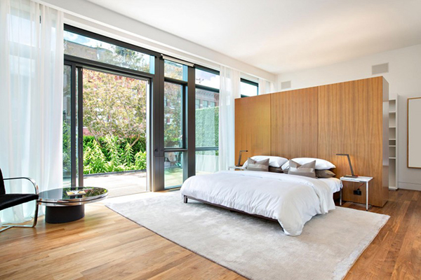 contemporary bedroom