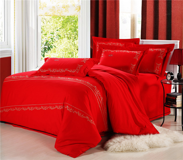 Red Bed Linens