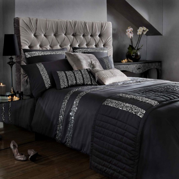 20 Beautiful Black Bed Linens Home Design Lover