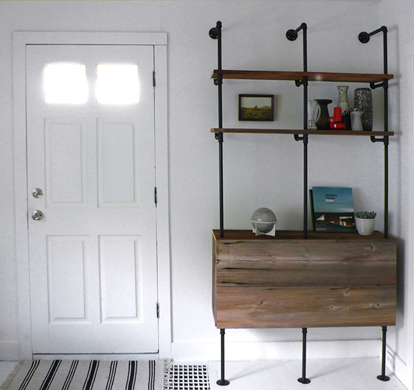 DIY Pipe and Reclaimed Wood Shelving Unit