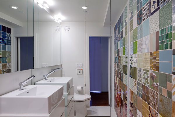 square tiles bathroom wall design