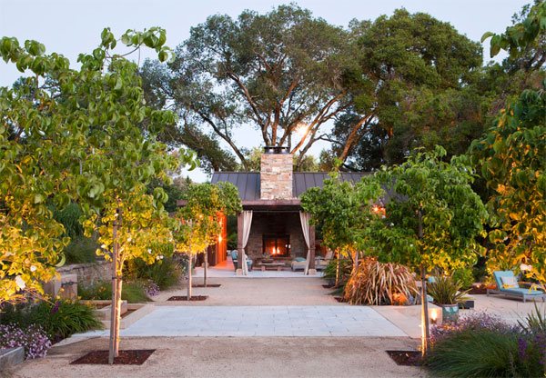 poolhouse landscape