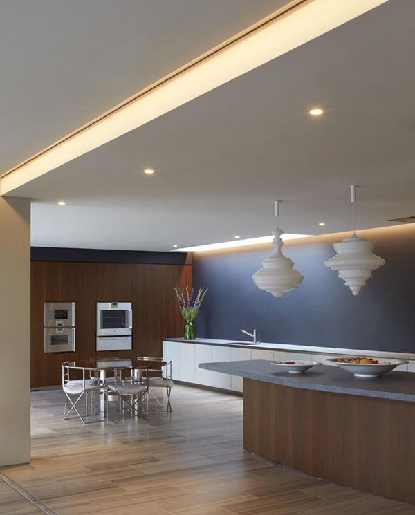 minimal elegant kitchen