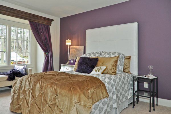 purple wall bedroom