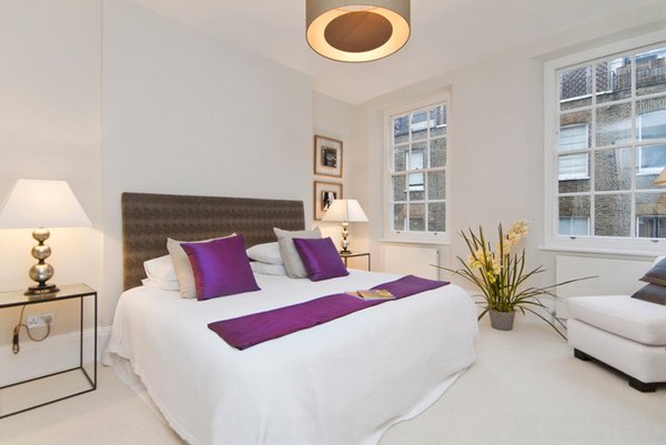 bedroom violet accent