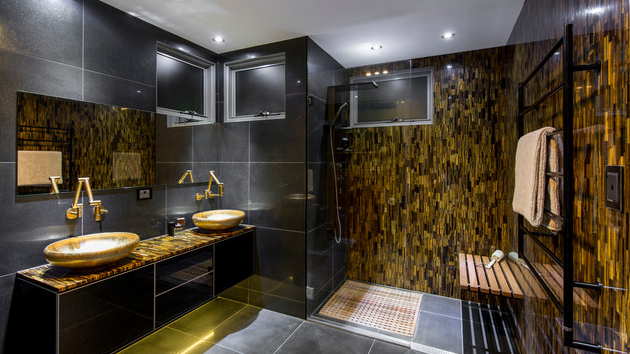 Here Are 20 Ideas To Add Gold In Your Bathroom Home Design