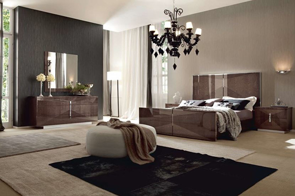 Eva 5 Piece Bedroom Set