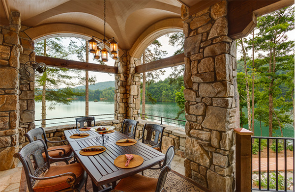 Lake Jocassee Residence