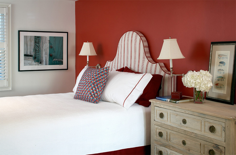 20 Bold Bedrooms in Blue, Red and White Colors | Home Design Lover