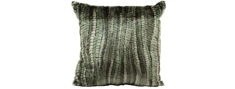 Throw Pillow3