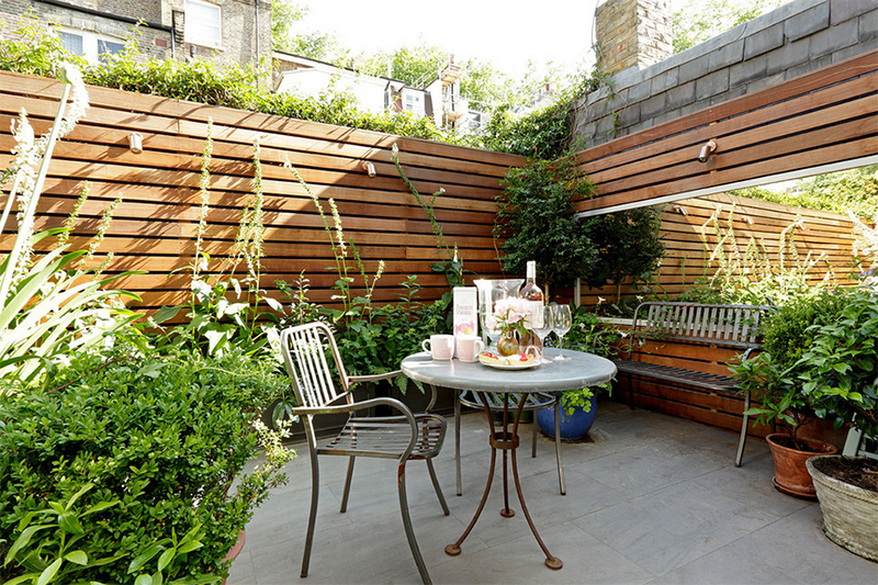 relaxing outdoor area