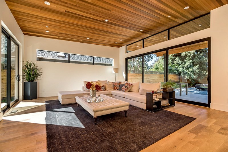 23 Living  Rooms  with Wooden Ceilings Exuding a Warm Aura 