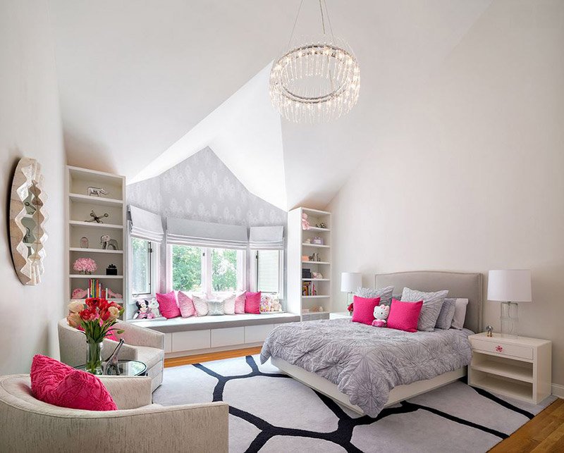 Elegant and Tranquil Pink and Gray Bedroom 