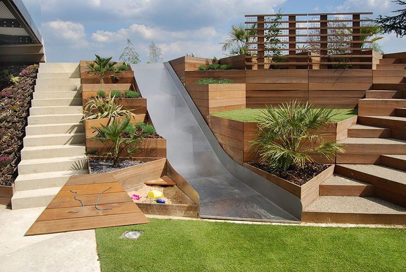 triangular terraced planters