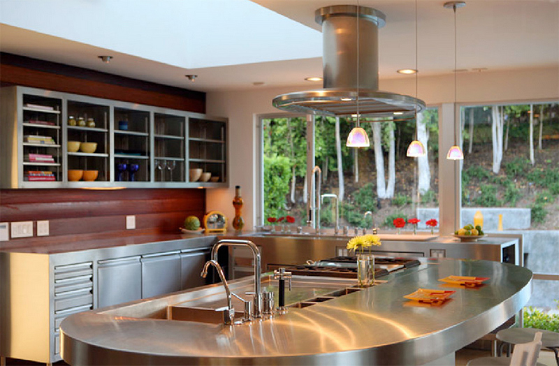 20 Kitchen Designs with Stainless Steel Elements | Home Design Lover