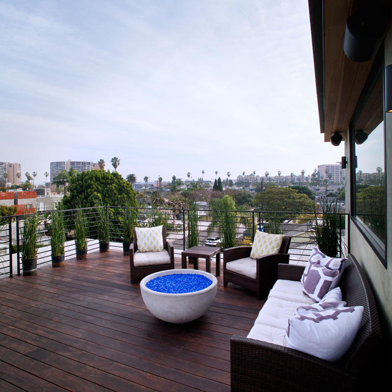 Cloy Residence balcony