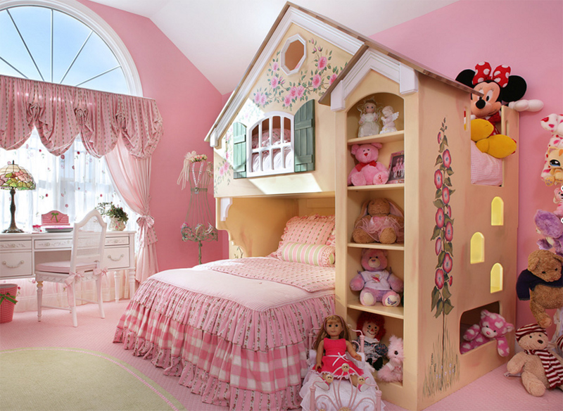 FAIRYTALE BEDROOM