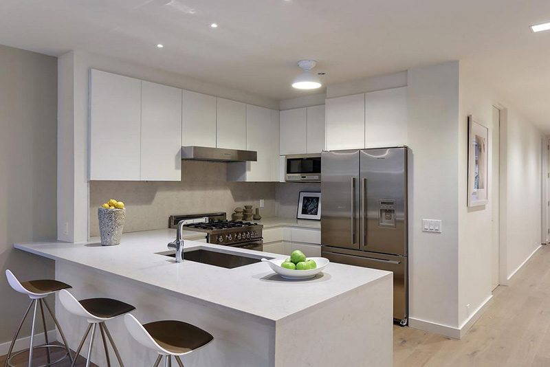 2 White Cabinets 