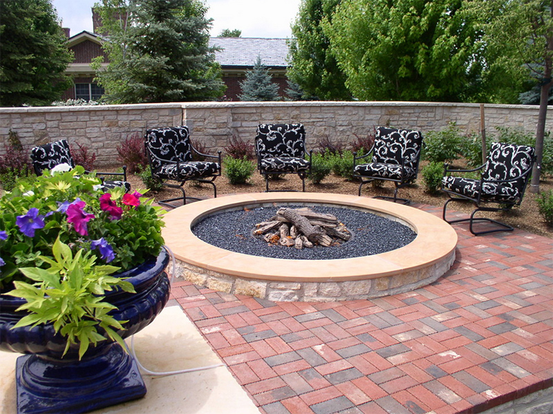 traditional patio design