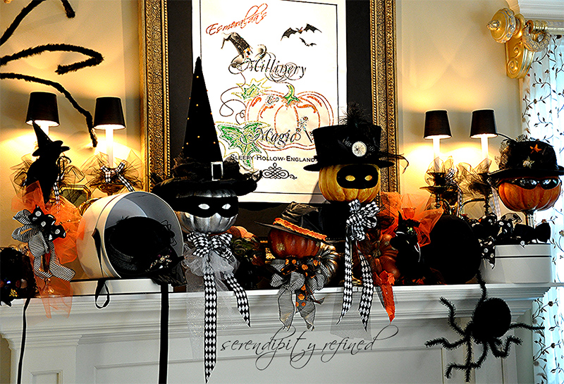 Halloween Mantel - Do you believe in Magic