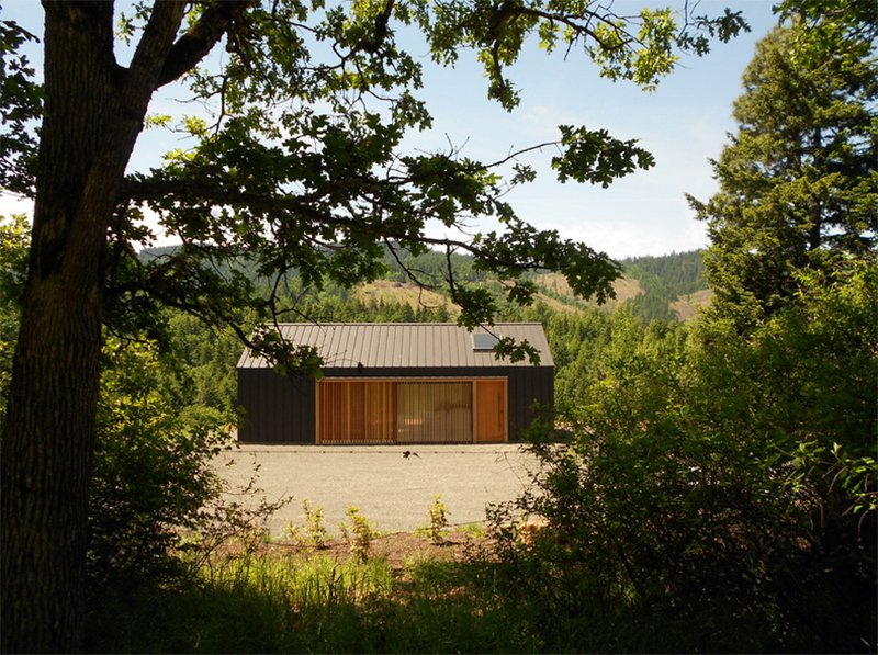 Elk Valley Tractor Shed