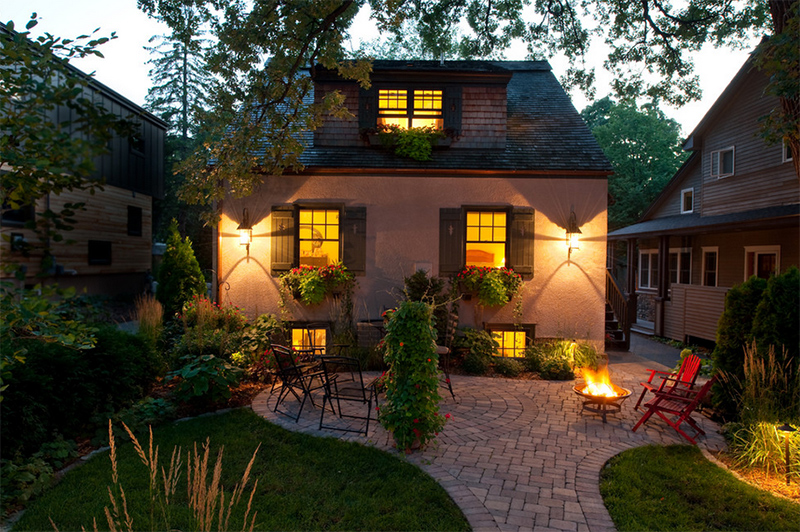 romantic patio lighting