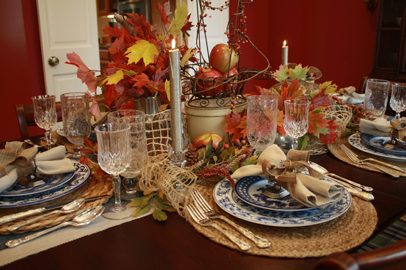 Autumn Leaves and Honey Crisps: Thanksgiving Table Setting